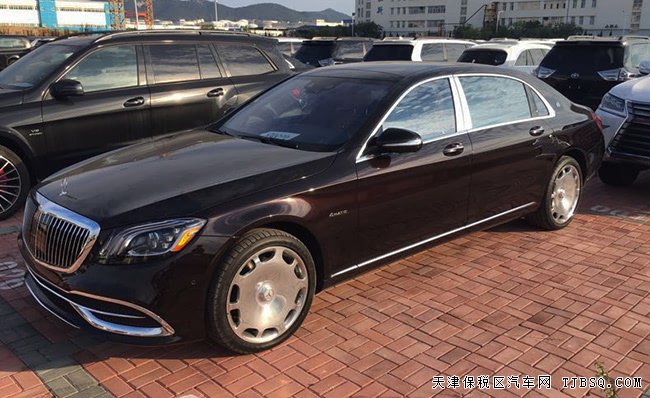 2019款奔馳邁巴赫S560加規(guī)版 20輪/魔術(shù)天窗現(xiàn)車(chē)259萬(wàn)