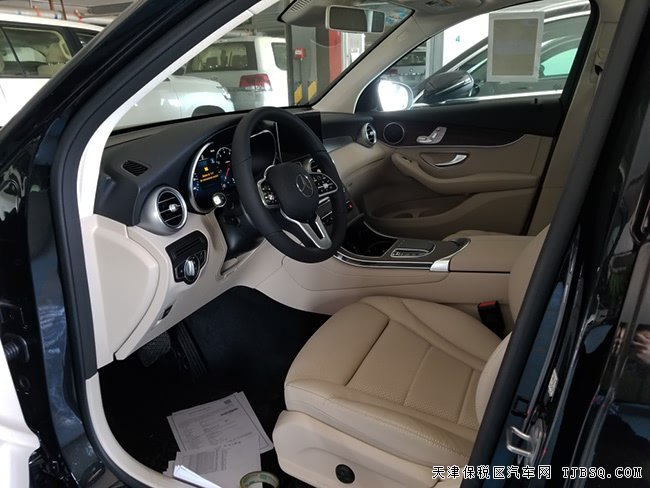 20款奔馳GLC300墨西哥版 全景天窗/LED大燈現(xiàn)車42.5萬