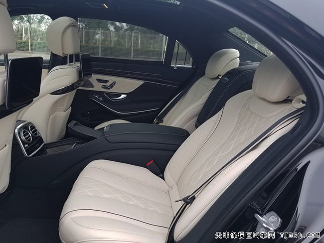 2019款奔馳S560加規(guī)版 豪華包/四座包/座椅包現(xiàn)車165萬