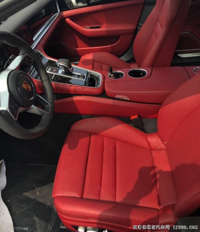 2019款保時(shí)捷Panamera4S加規(guī)版 豪華轎跑優(yōu)惠走俏