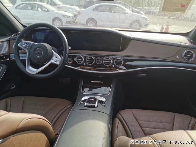 2018款奔馳邁巴赫S560加規(guī)版 19輪/雷測/全景現(xiàn)車175萬
