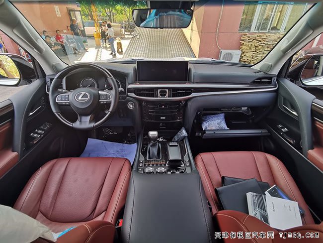 2019款雷克薩斯LX570加規(guī)版頂配 平行進口現(xiàn)車137萬優(yōu)選