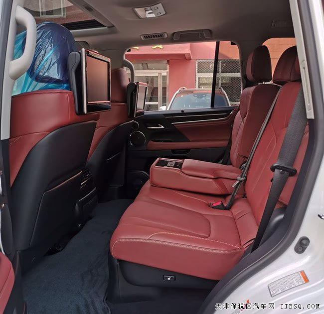 2019款雷克薩斯LX570加規(guī)版頂配 平行進口現(xiàn)車137萬優(yōu)選