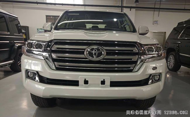 2019款豐田酷路澤4000中東版 陸巡4000優(yōu)惠巨獻(xiàn)