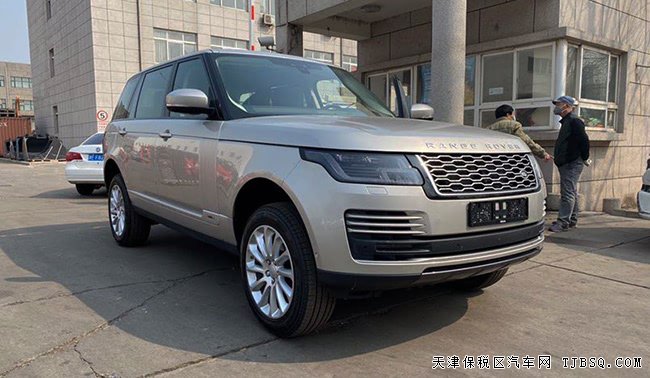 2020款路虎攬勝柴油加長版 20輪/全景/輔助包現(xiàn)車122萬