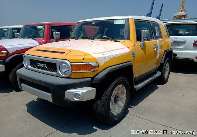 2020款豐田FJ酷路澤中東版 17輪/8氣囊/雙油現(xiàn)車(chē)48.5萬(wàn)