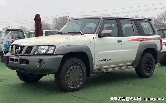 2018款日產(chǎn)途樂Y61中東版 雙差速鎖/17輪/7座現(xiàn)車66.8萬