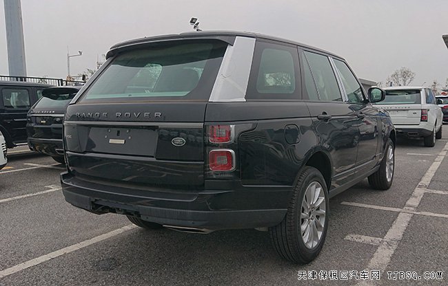 2019款路虎攬勝3.0T汽油版 20輪/電吸門/全景現(xiàn)車120萬