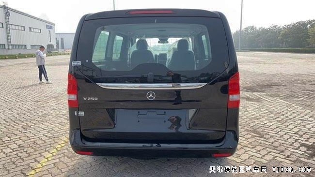 2020奔馳V250中東版 雙電動(dòng)門/17輪/三區(qū)空調(diào)現(xiàn)車47.3萬(wàn)