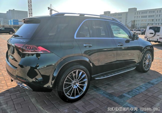 2020款奔馳GLE450加規(guī)版 21輪/豪華包/科技包現(xiàn)車(chē)84萬(wàn)