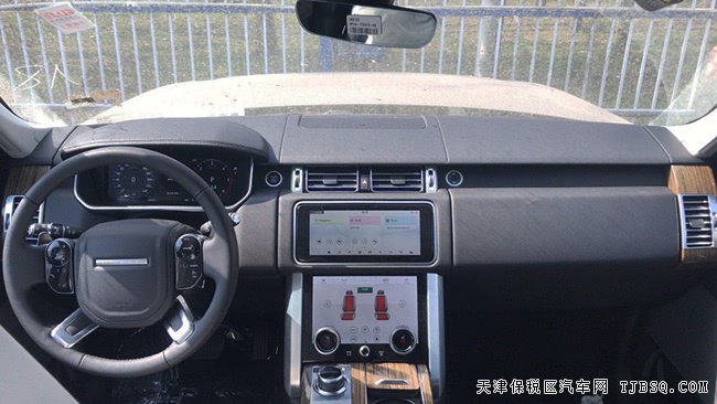 2020款路虎攬勝3.0T行政版 電吸門(mén)/二代/全景現(xiàn)車(chē)105萬(wàn)