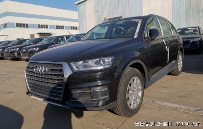 平行進口車19款奧迪Q7加規(guī)版 18輪/真皮/全景現(xiàn)車53.5萬