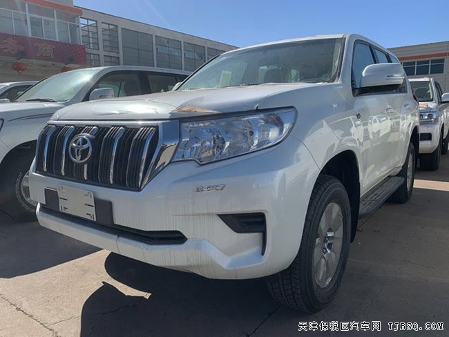 2019款豐田普拉多4000中東版 7座/17輪/后掛現(xiàn)車53.8萬