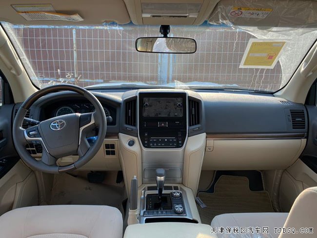 2020款豐田酷路澤4000中東版 18輪/七座/冰箱現(xiàn)車63萬