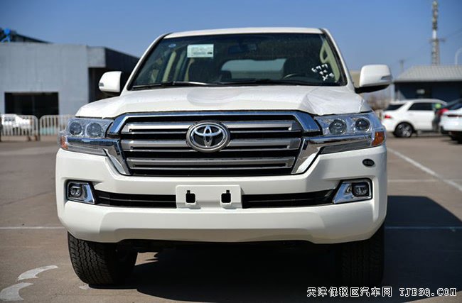 2019款豐田酷路澤4000中東版 港口現(xiàn)車優(yōu)惠精選