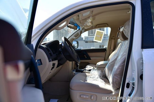 2019款豐田酷路澤4000中東版 港口現(xiàn)車優(yōu)惠精選