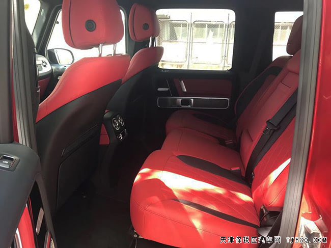 19款奔馳G63AMG加規(guī)版 22輪/金屬漆/環(huán)影現(xiàn)車270萬勁惠