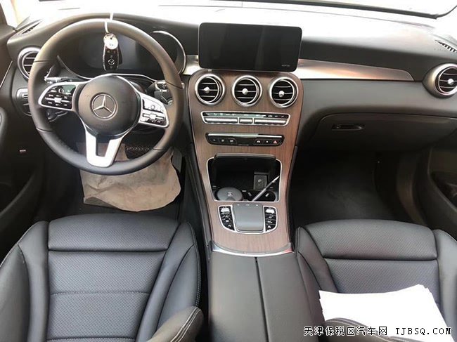 20款奔馳GLC300墨西哥版 19輪/全景天窗現(xiàn)車40.5萬(wàn)鉅惠