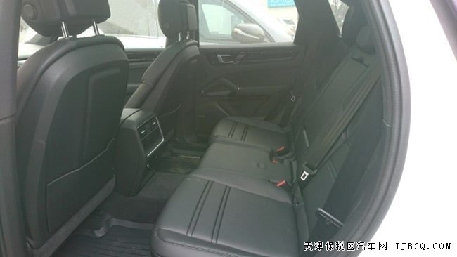 20款保時捷卡宴3.0T美規(guī)版 小豪華包/20輪現(xiàn)車88萬巨獻