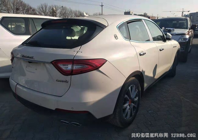 19款瑪莎拉蒂levante中東版 19輪/全景/真皮現(xiàn)車71.8萬