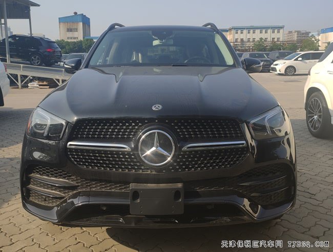 2020款奔馳GLE350美規(guī)版 暗夜包/20輪/全景天窗現(xiàn)車68萬(wàn)