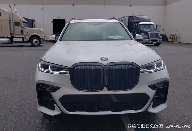 2019款寶馬X7加規(guī)版 大豪華包/M運(yùn)動包/22輪現(xiàn)車93.5萬