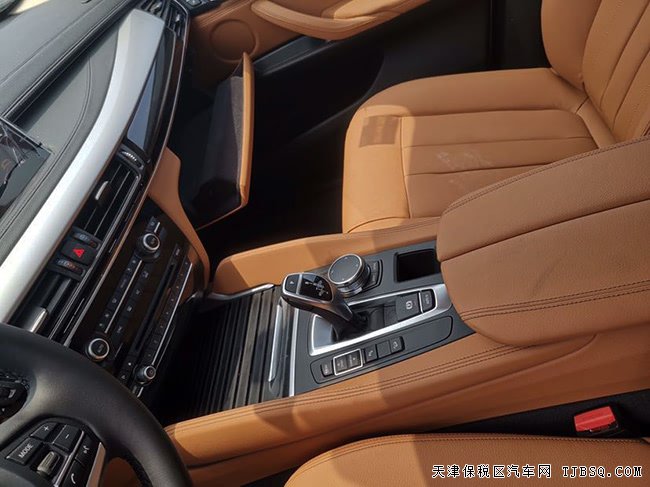 2019款寶馬X6中東版 Coupe跨界SUV現(xiàn)車震撼來襲