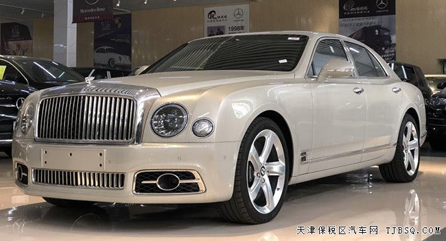 2017款賓利慕尚6.8T短軸版 21輪/雷測/小桌板現(xiàn)車410萬