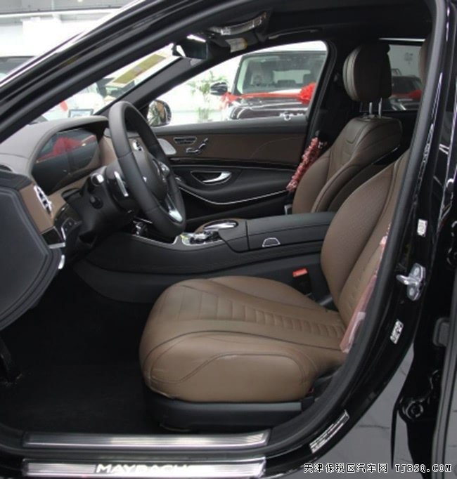 2019款奔馳邁巴赫S560加規(guī)版 4座/環(huán)影/全景現(xiàn)車186萬