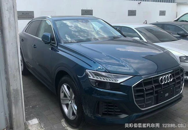 2019款?yuàn)W迪Q8墨西哥版 BO音響/矩陣大燈/全景現(xiàn)車(chē)86萬(wàn)