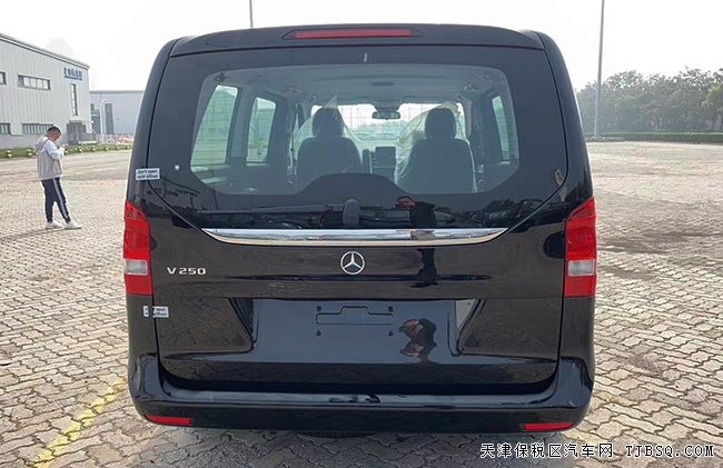 20款奔馳V250中東版 17輪/雙電動(dòng)門/電尾門現(xiàn)車52.5萬(wàn)