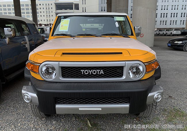 2020款豐田FJ酷路澤中東版 17輪/差速鎖/氣泵現(xiàn)車(chē)49萬(wàn)