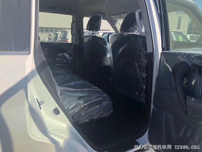 20款日產(chǎn)途樂(lè)Y62中東版 七座/18輪/金屬漆現(xiàn)車46萬(wàn)優(yōu)購(gòu)