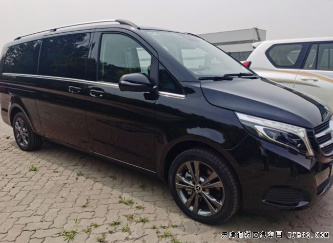 2019款奔馳V250墨西哥版 17輪/真皮/雙電動門現(xiàn)車55萬