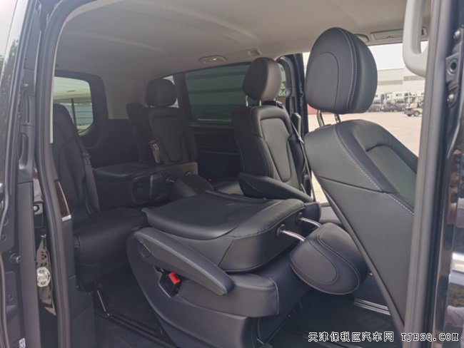 2019款奔馳V250墨西哥版 17輪/真皮/雙電動門現(xiàn)車55萬
