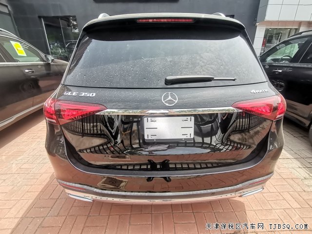 新款奔馳GLE350加版高配 港口現(xiàn)車國六全國上牌特惠價(jià)