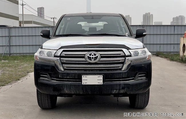 2020款豐田酷路澤4000中東版 17輪/天窗/8氣囊現(xiàn)車(chē)72萬(wàn)