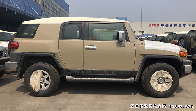 20款豐田FJ酷路澤4.0L中東版 17輪/氣泵/雙油現(xiàn)車53萬
