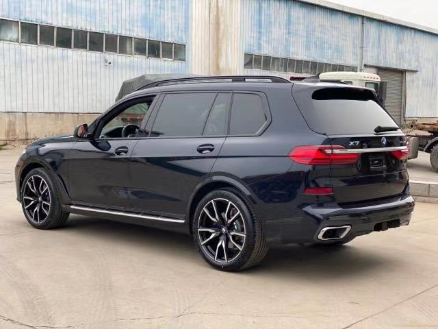 2019款寶馬X7加版豪華包/M運動包 現(xiàn)車港口最低價98萬