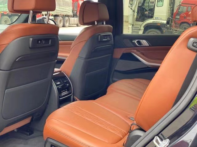2019款寶馬X7加版豪華包/M運動包 現(xiàn)車港口最低價98萬