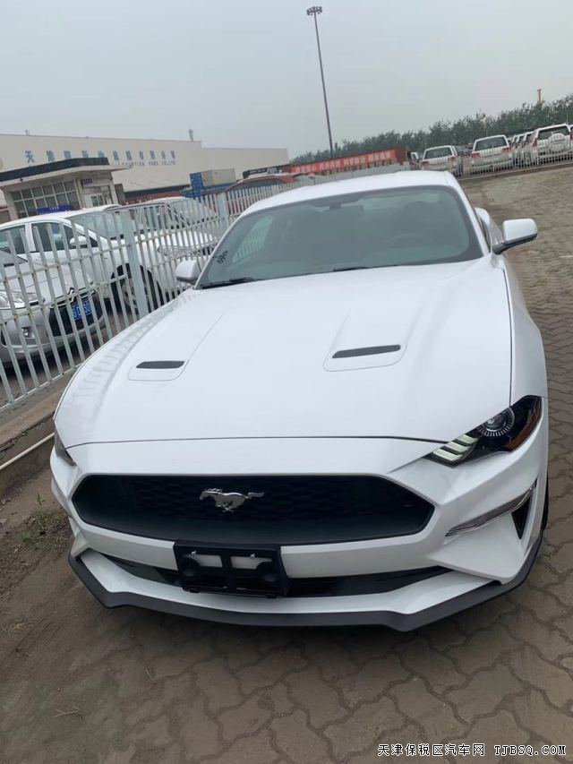 20款野馬2.3T，天津港口現(xiàn)車，僅售32萬！