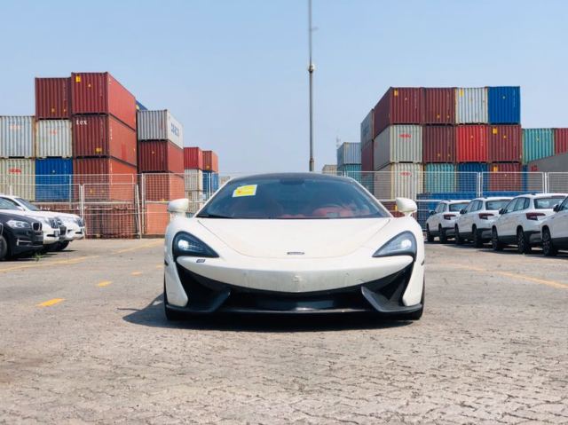 豪華超跑，邁凱輪570S 3.8Tcoupe，港口現(xiàn)車！