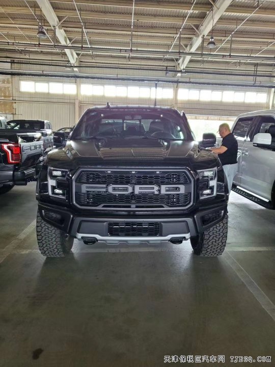 20款福特猛禽F150大馬力平行進口版 港口現(xiàn)車熱銷93萬