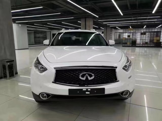19款英菲尼迪QX70 3.7L自然吸氣港口特供車型僅售42.5萬