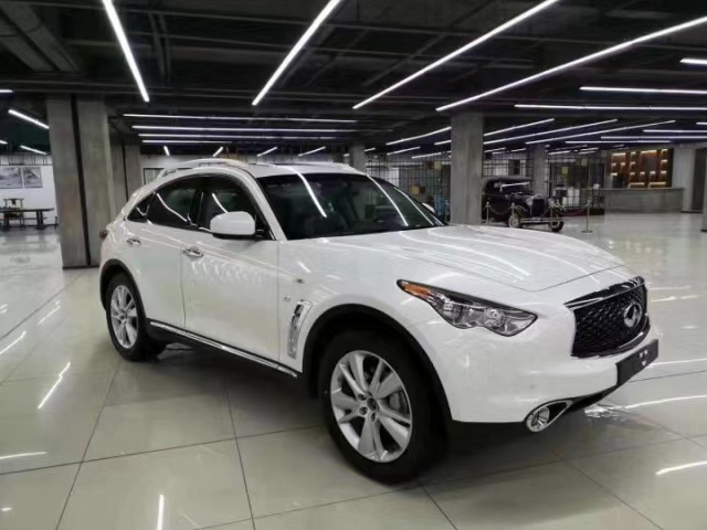 19款英菲尼迪QX70 3.7L自然吸氣港口特供車型僅售42.5萬