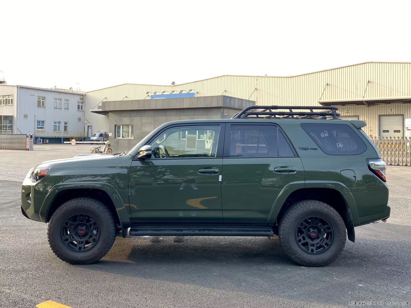 國內(nèi)唯一，超霸TRD PRO專業(yè)版，絕版軍綠色現(xiàn)車！