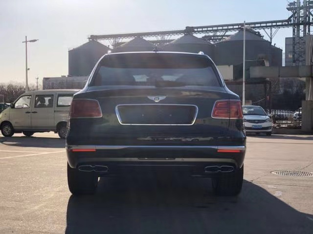 19Խ4.0TͰ xɫۿڃH253f