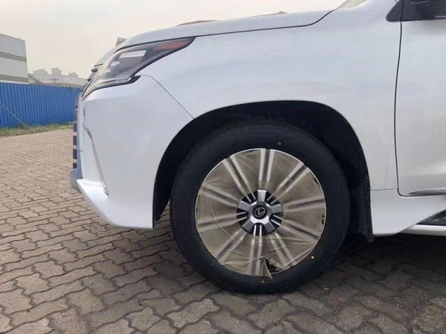 2020款雷克薩斯LX570 中東版頂配港口限時(shí)特價(jià)172萬