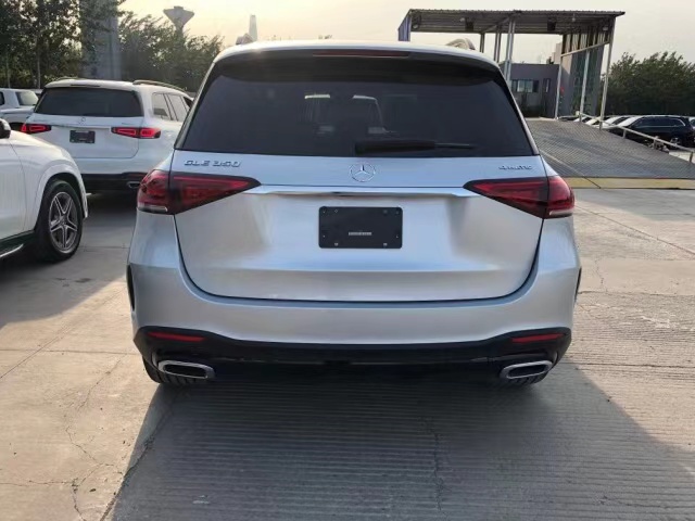 20款奔馳GLE350加版 21輪高配港口現(xiàn)車僅售68.8萬