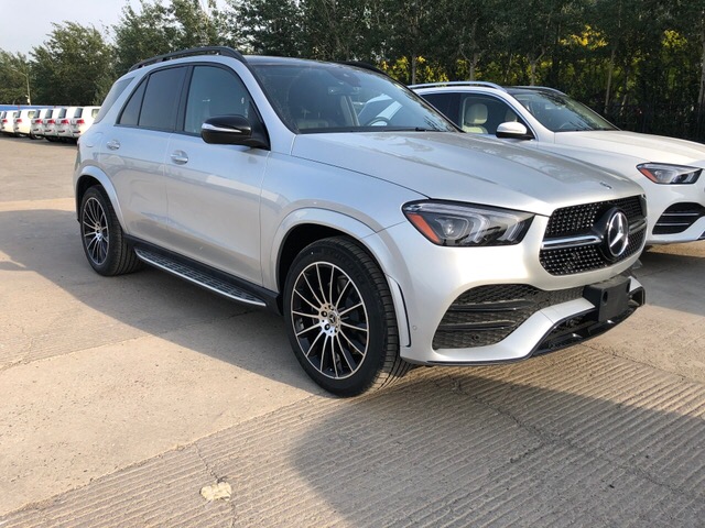 20款奔馳GLE350加版 21輪高配港口現(xiàn)車僅售68.8萬